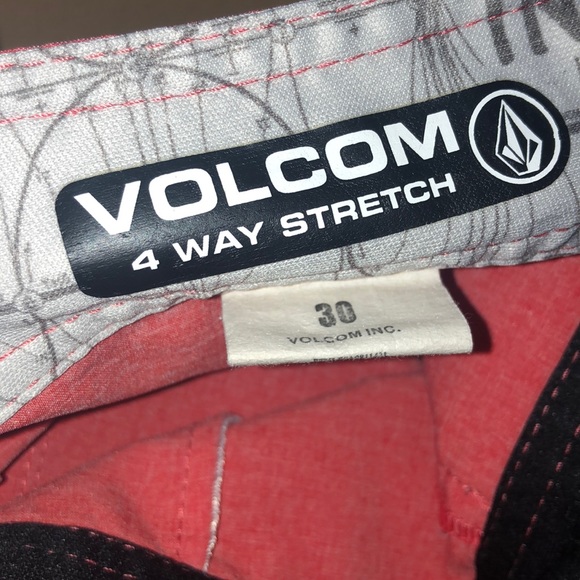 S. 30 Volcom bathingsuit - Picture 2 of 2